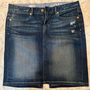 Gap vintage dark denim skirt